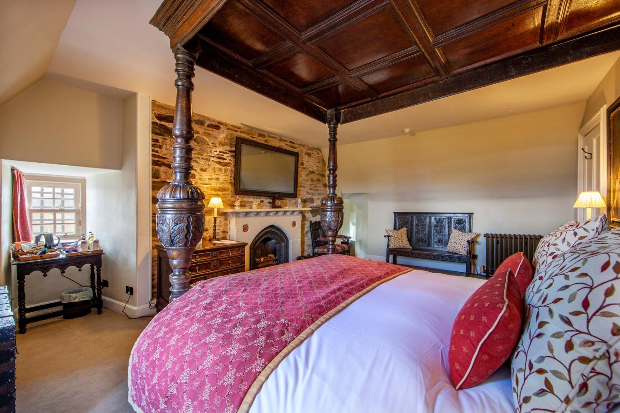 Barcaldine Castle Bed & Breakfast Oban Exterior photo